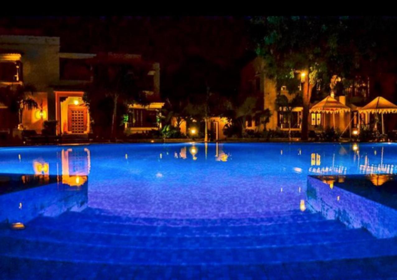 The Royal Retreat Resort & Spa Udaipur Luaran gambar