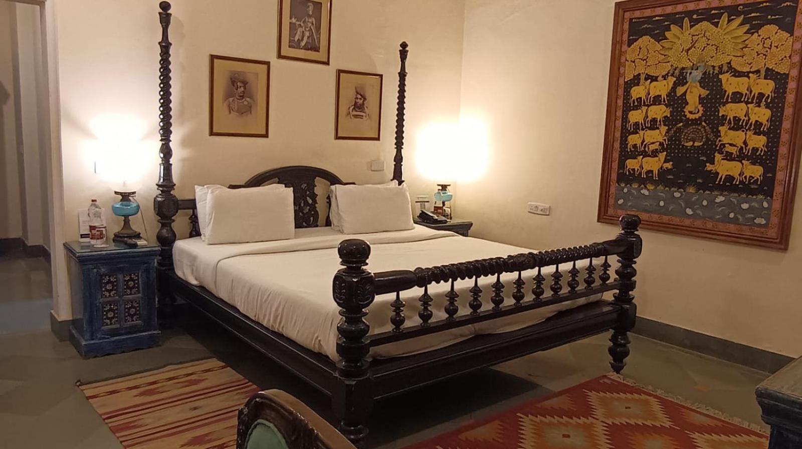 The Royal Retreat Resort & Spa Udaipur Luaran gambar