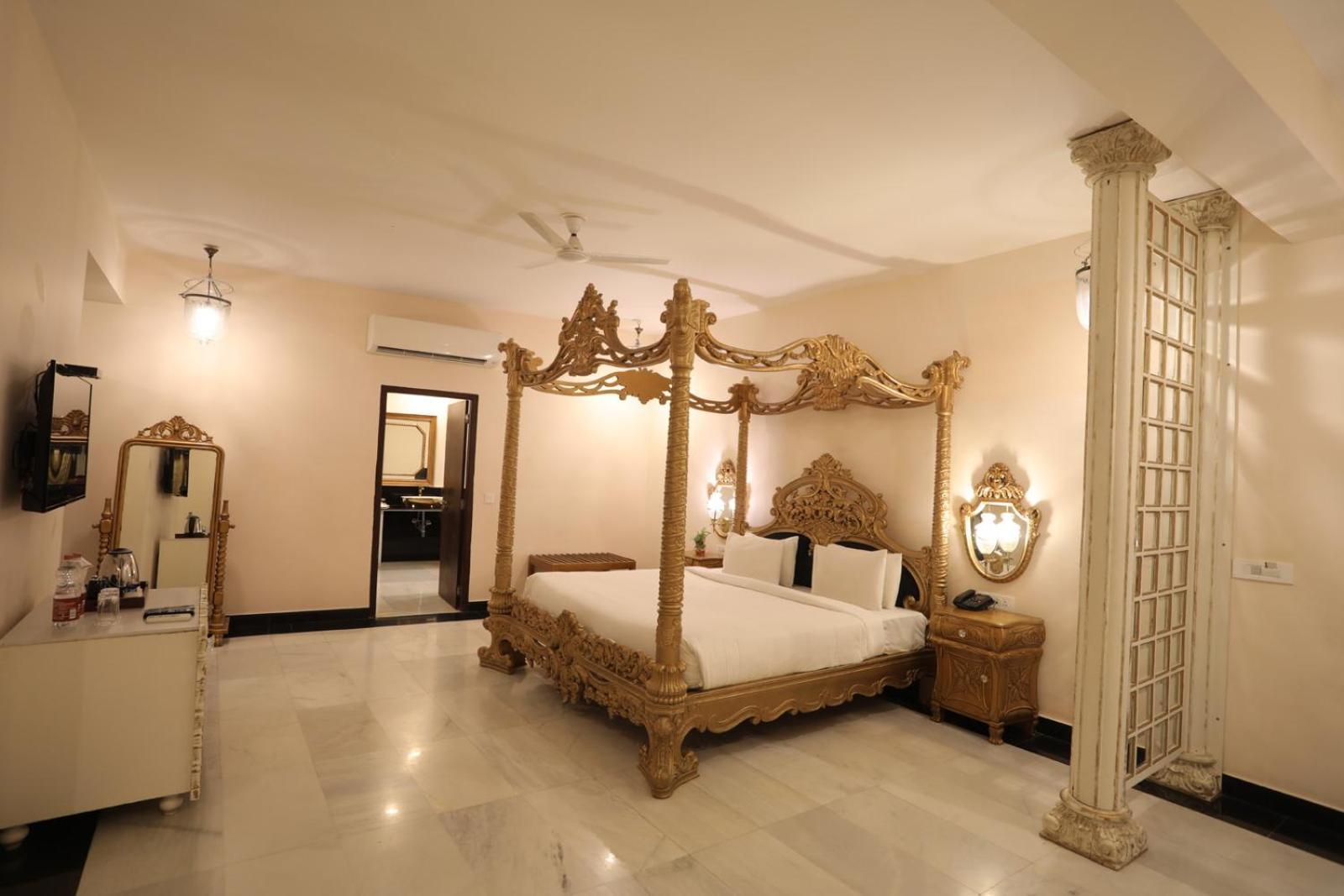 The Royal Retreat Resort & Spa Udaipur Luaran gambar