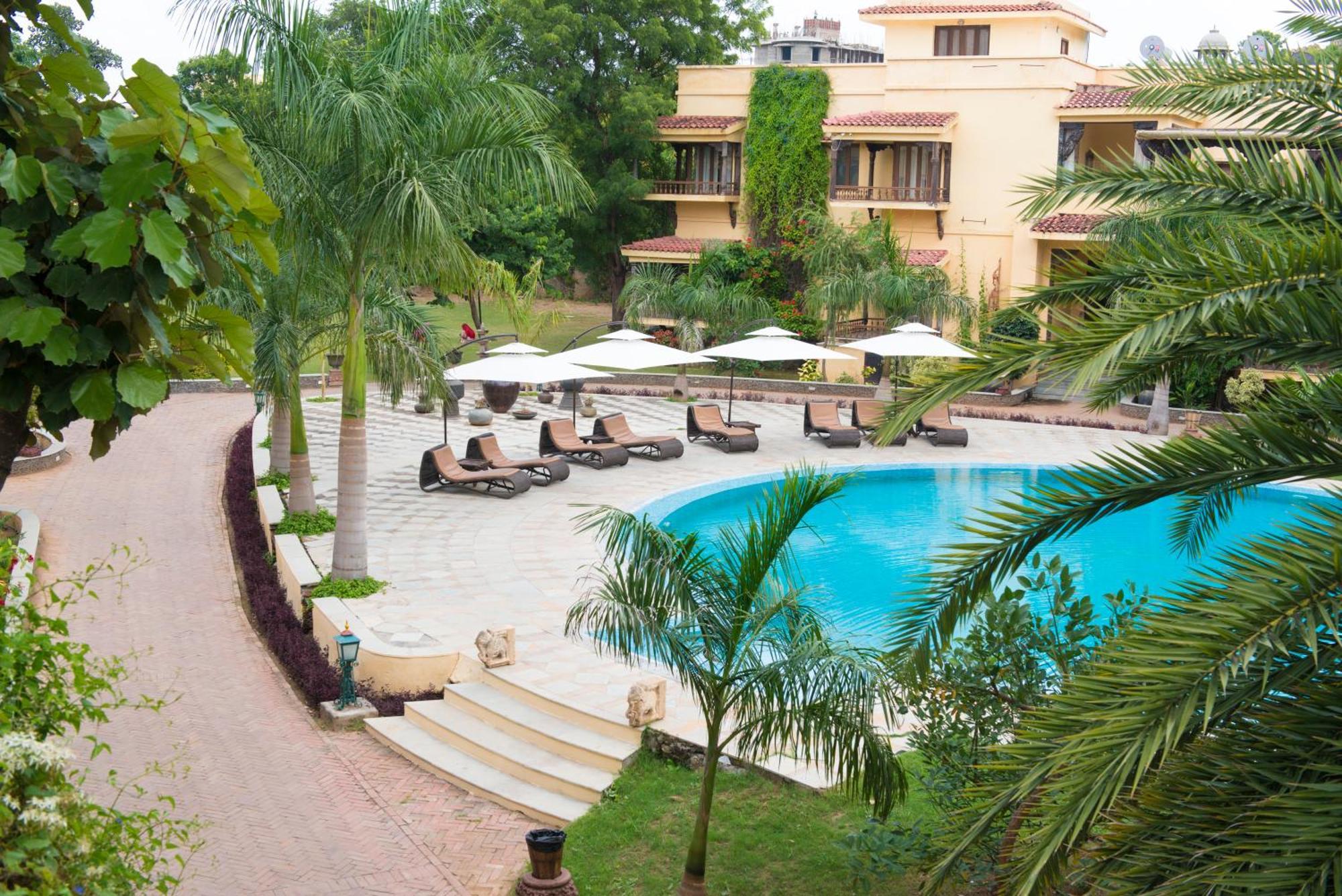 The Royal Retreat Resort & Spa Udaipur Luaran gambar
