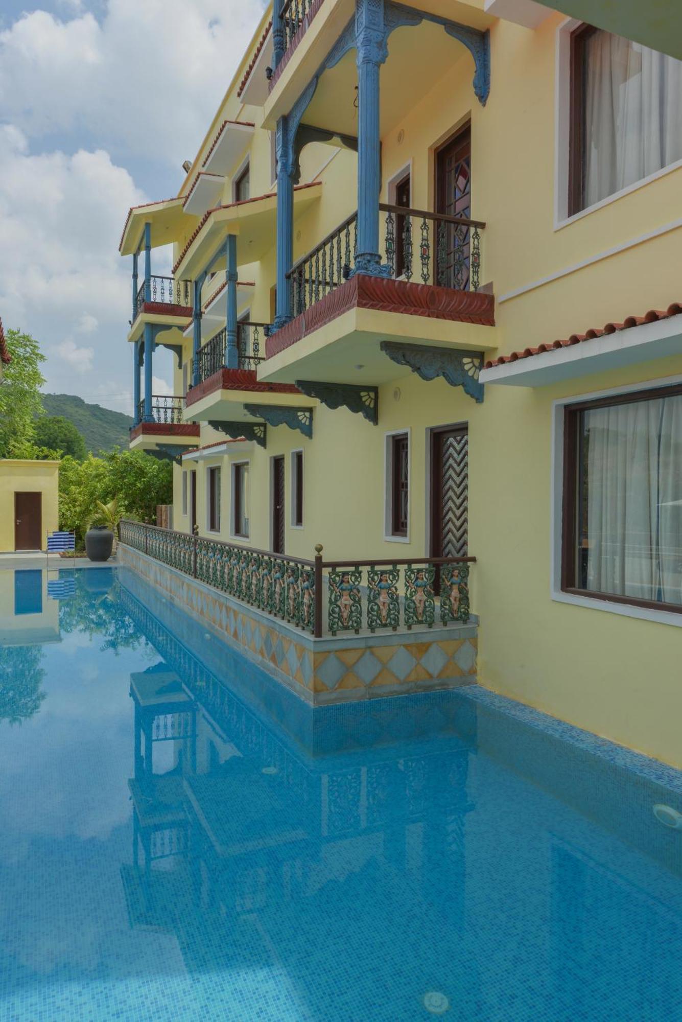 The Royal Retreat Resort & Spa Udaipur Luaran gambar