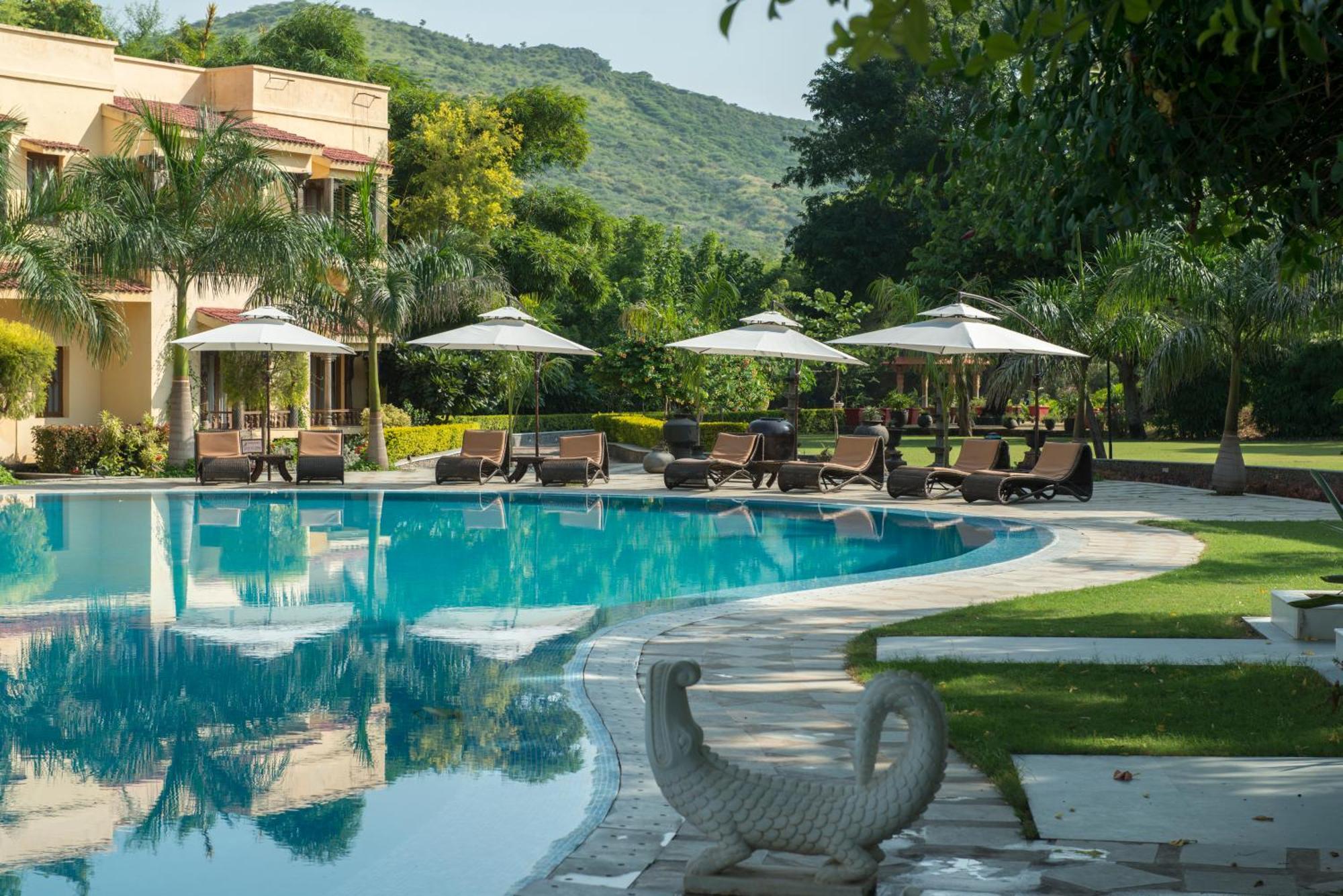 The Royal Retreat Resort & Spa Udaipur Luaran gambar