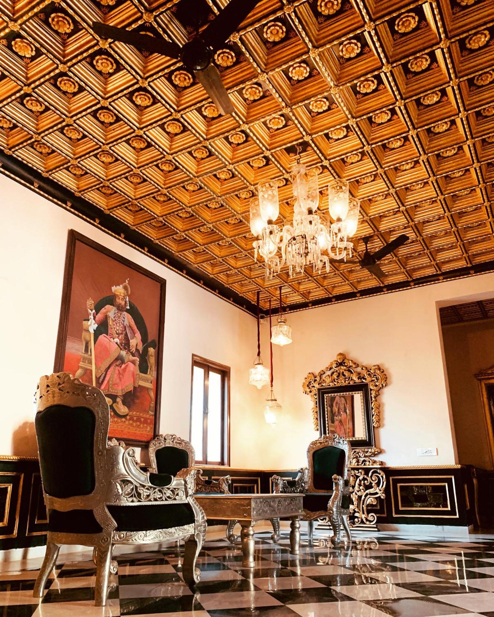 The Royal Retreat Resort & Spa Udaipur Luaran gambar