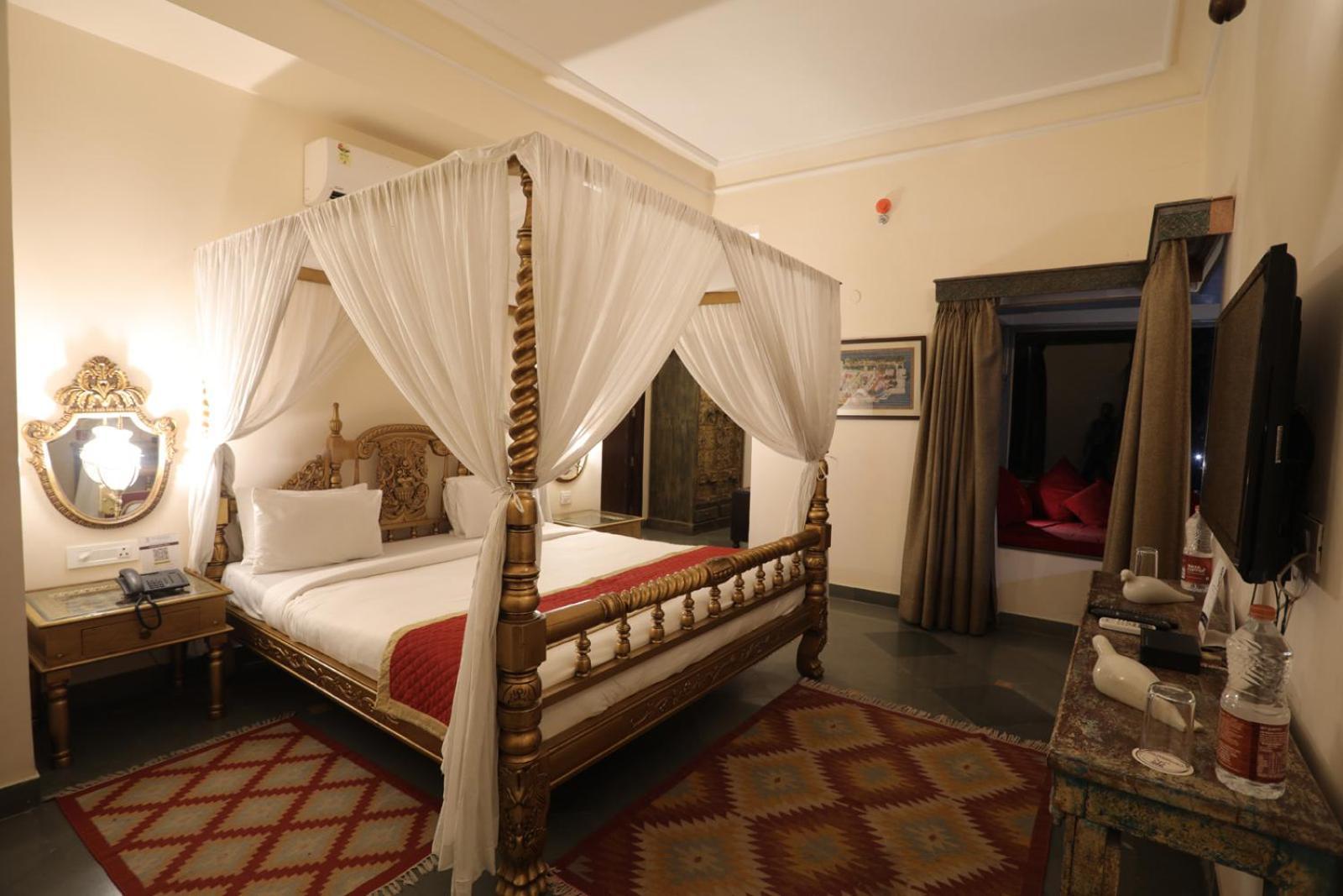 The Royal Retreat Resort & Spa Udaipur Luaran gambar