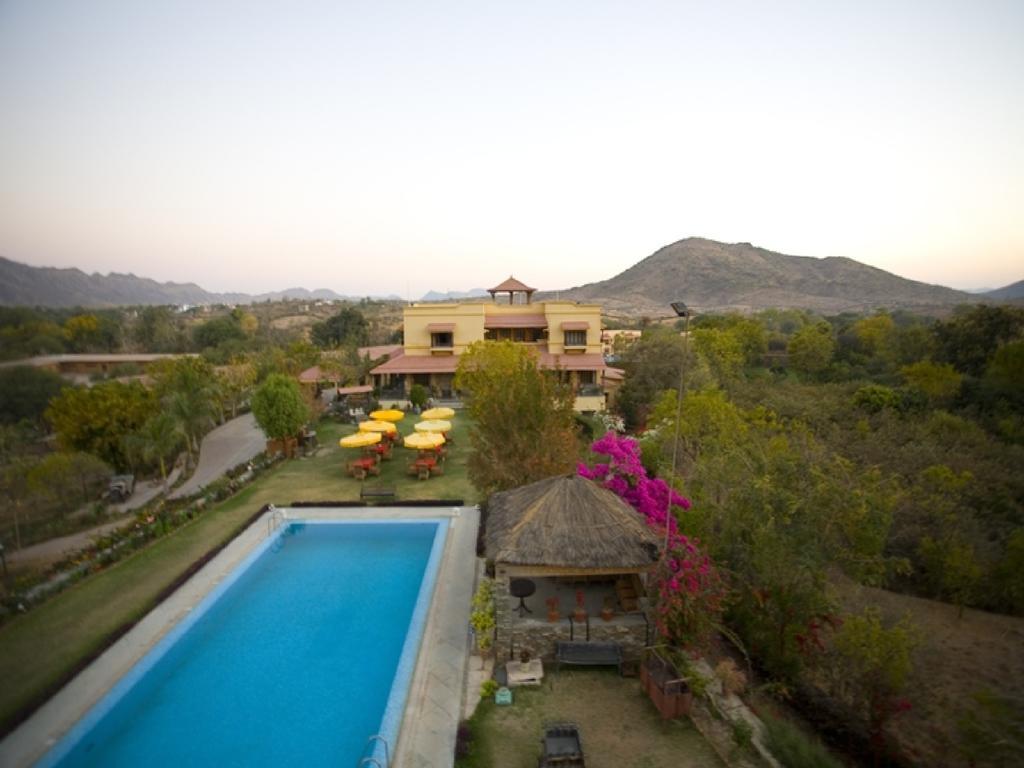 The Royal Retreat Resort & Spa Udaipur Luaran gambar